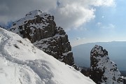 80 Aggirando in traverso i contafforti rocciosi dello Zuc di Pralongone